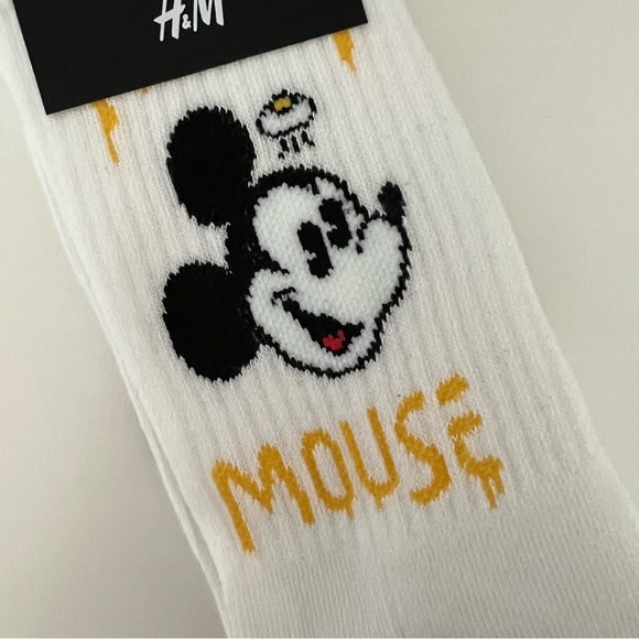 New NWT Disney 100 x H&M Mickey Mouse White Motif-detail Crew Socks 7.5 - 9 US - Picture 2 of 4